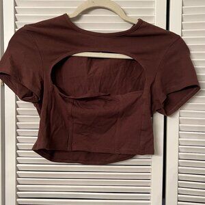 Urban Outfitters Women's UO Cutout Cropped Tee Chocolate Size L